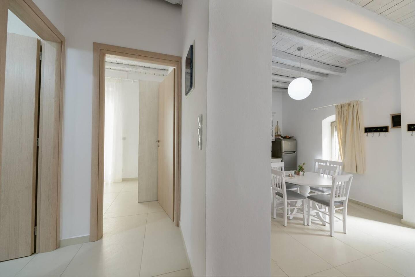 Chrisanthi Elegant Villa Пицидия Экстерьер фото