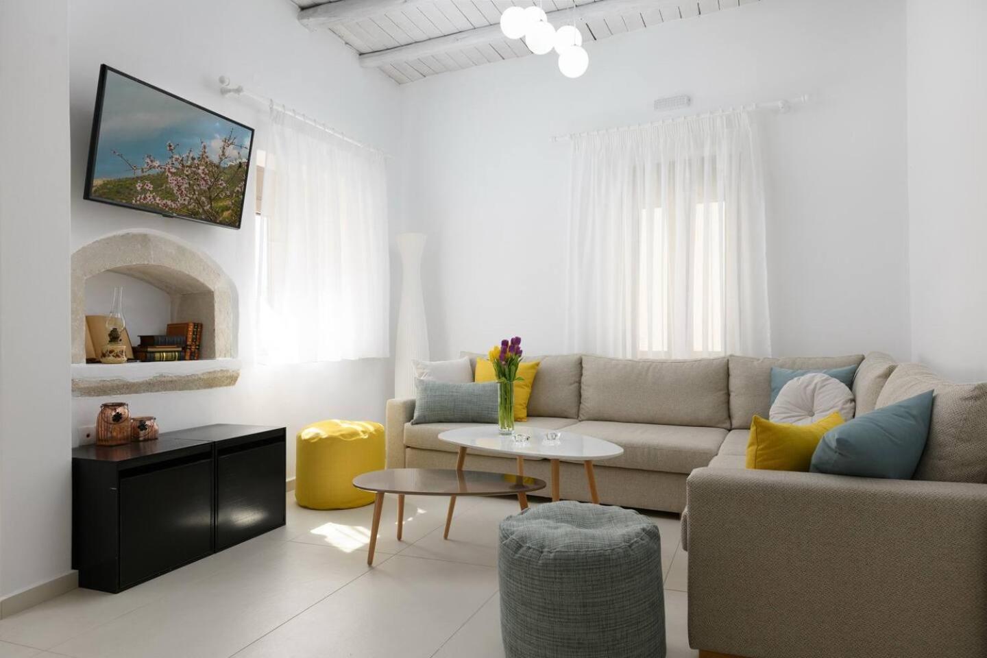 Chrisanthi Elegant Villa Пицидия Экстерьер фото